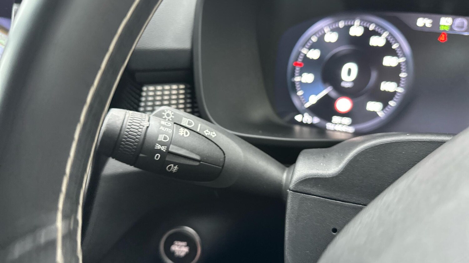 Used Volvo XC40 2020 for sale - 76952770: Photo 20