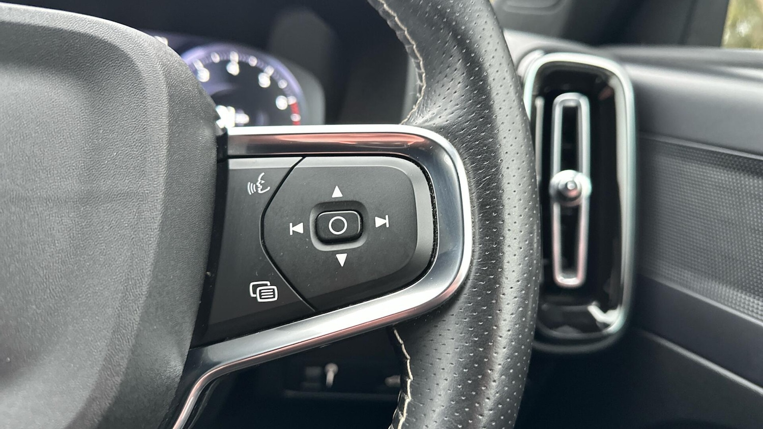 Used Volvo XC40 2020 for sale - 76952770: Photo 22