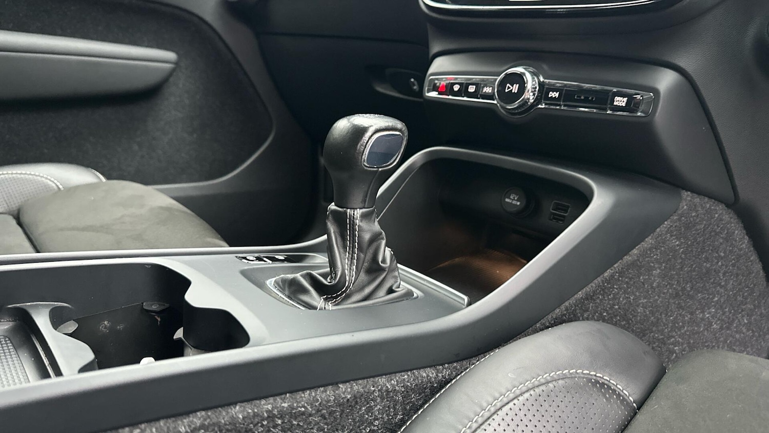 Used Volvo XC40 2020 for sale - 76952770: Photo 26