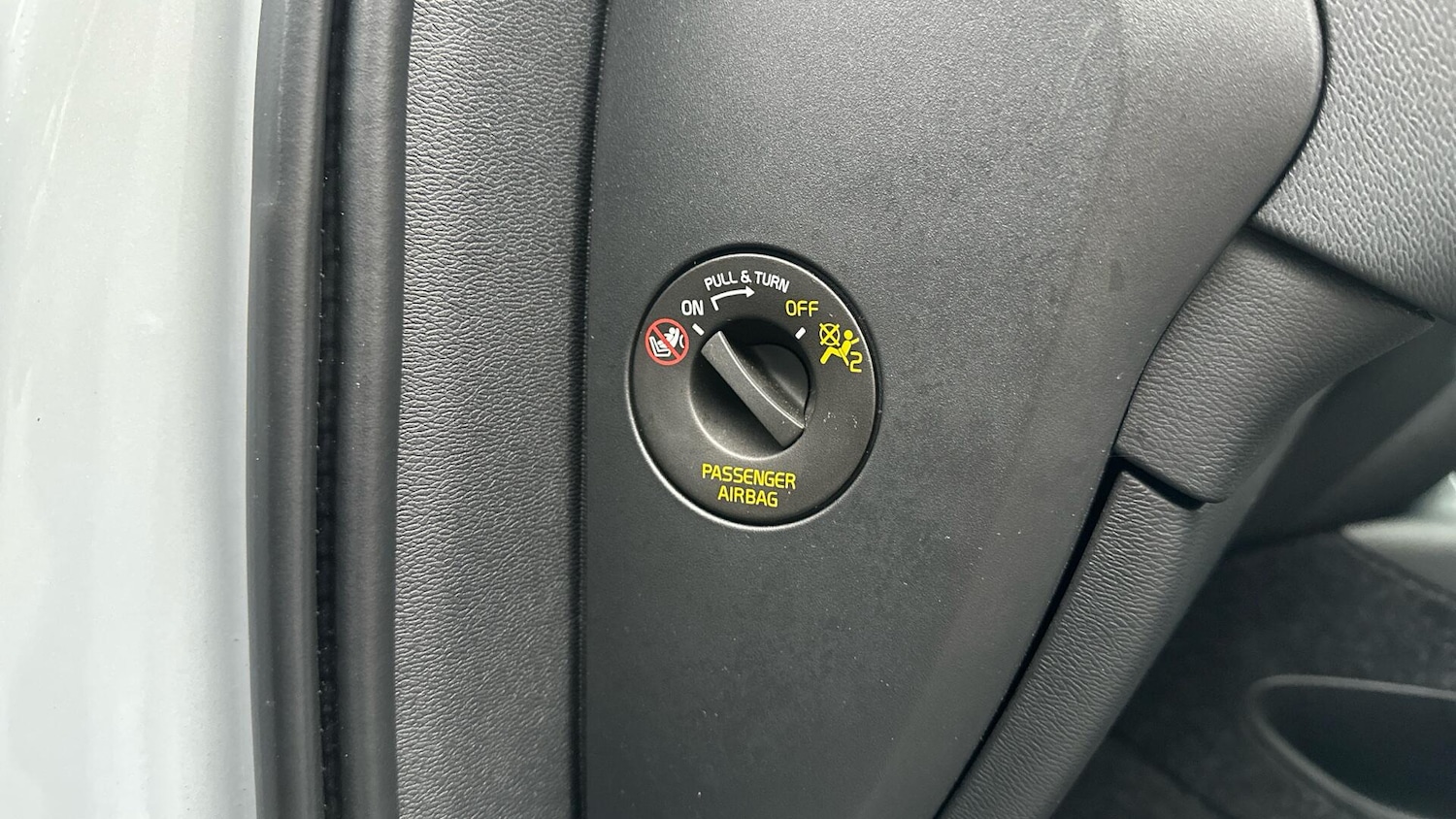 Used Volvo XC40 2020 for sale - 76952770: Photo 40