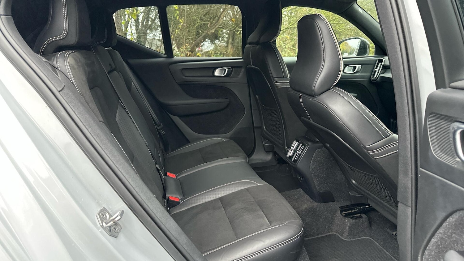 Used Volvo XC40 2020 for sale - 76952770: Photo 6