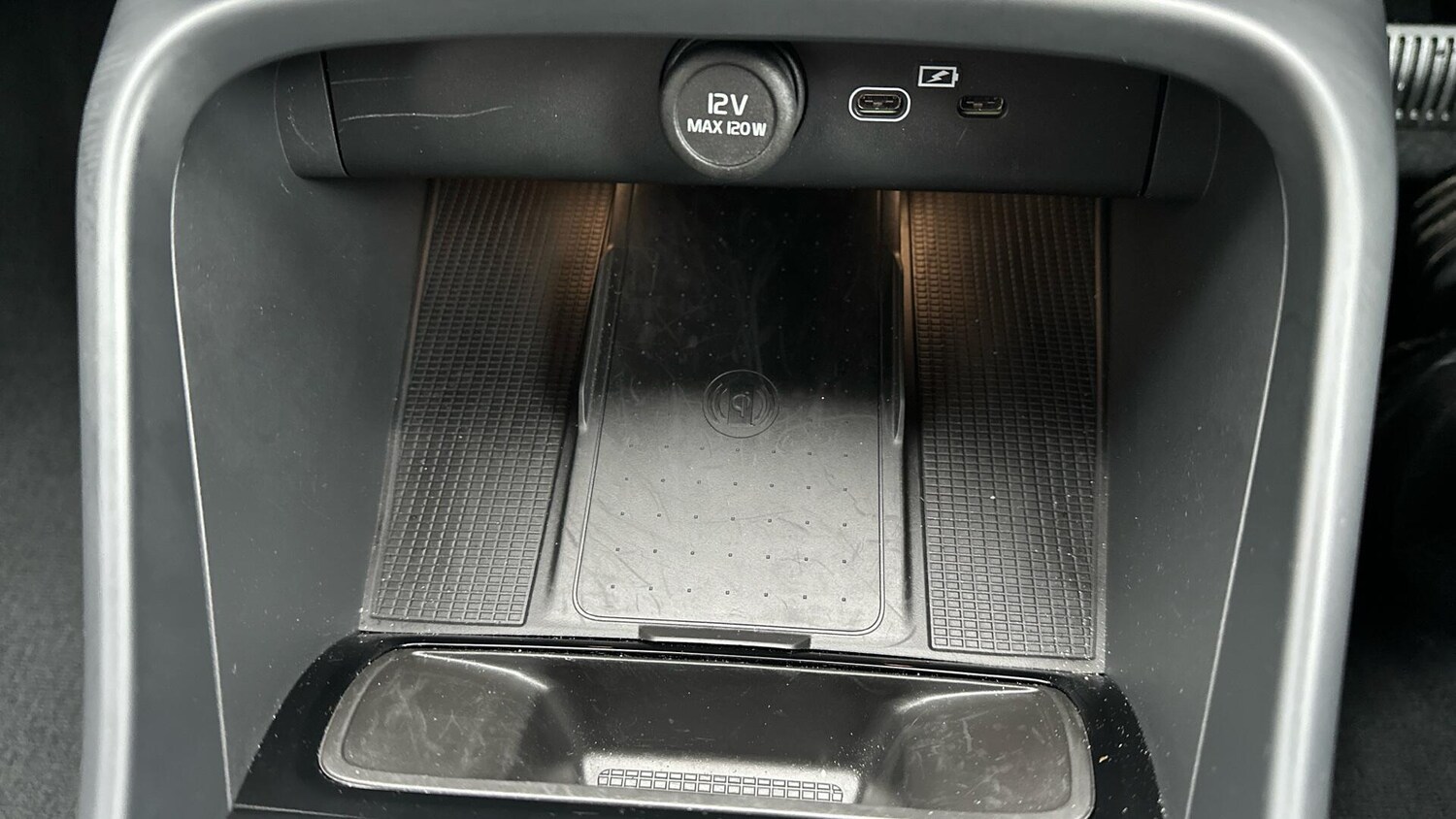 Used Volvo XC40 2025 for sale - 77672908: Photo 49