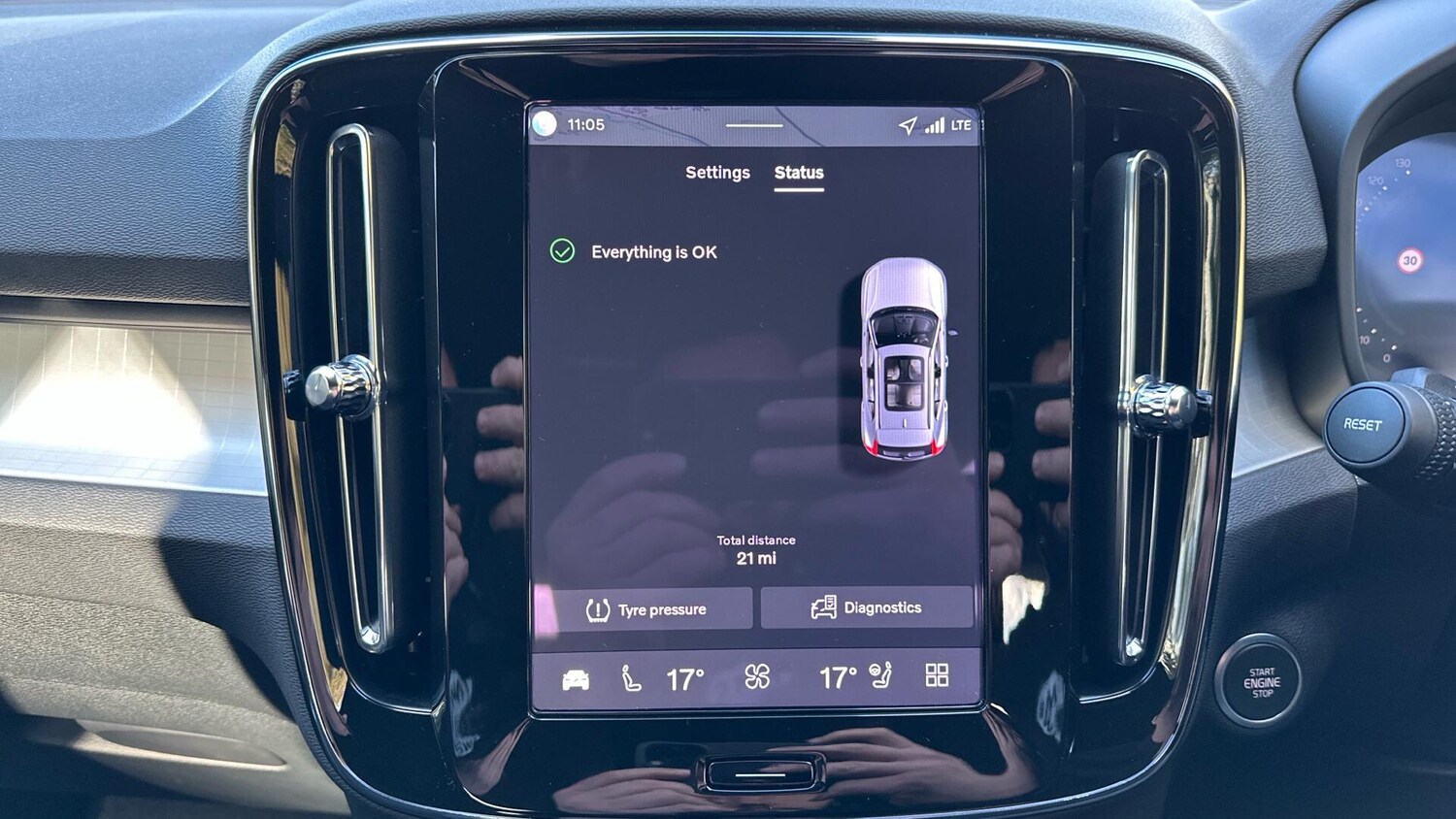 Used Volvo XC40 2025 for sale - 77633428: Photo 15