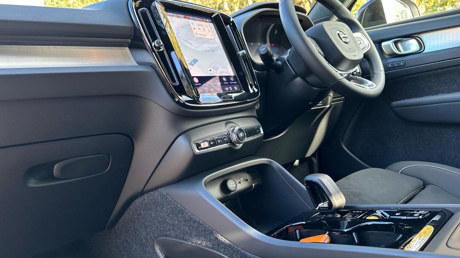 Used Volvo XC40 2025 for sale - 77633428: Photo 42