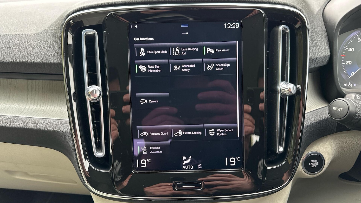 Used Volvo XC40 2021 for sale - 76336148: Photo 12