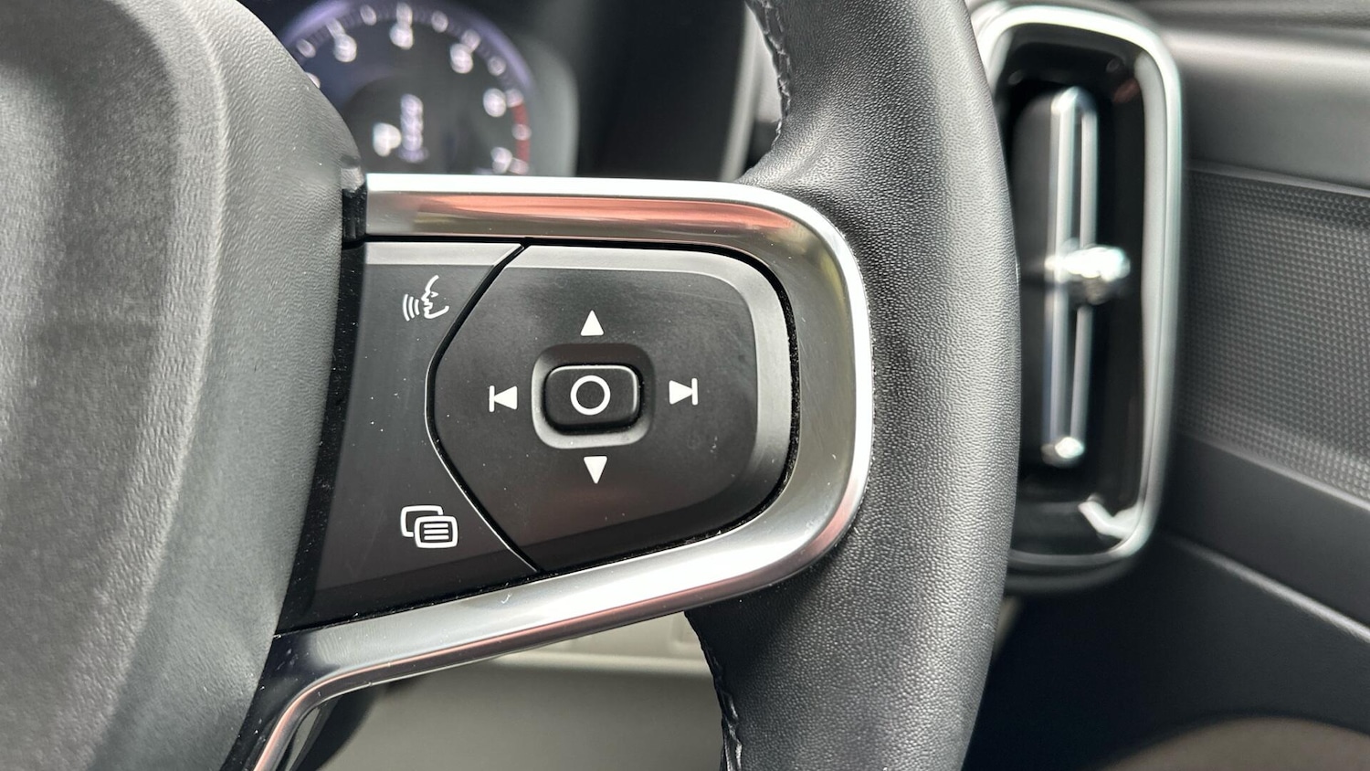 Used Volvo XC40 2021 for sale - 76336148: Photo 22