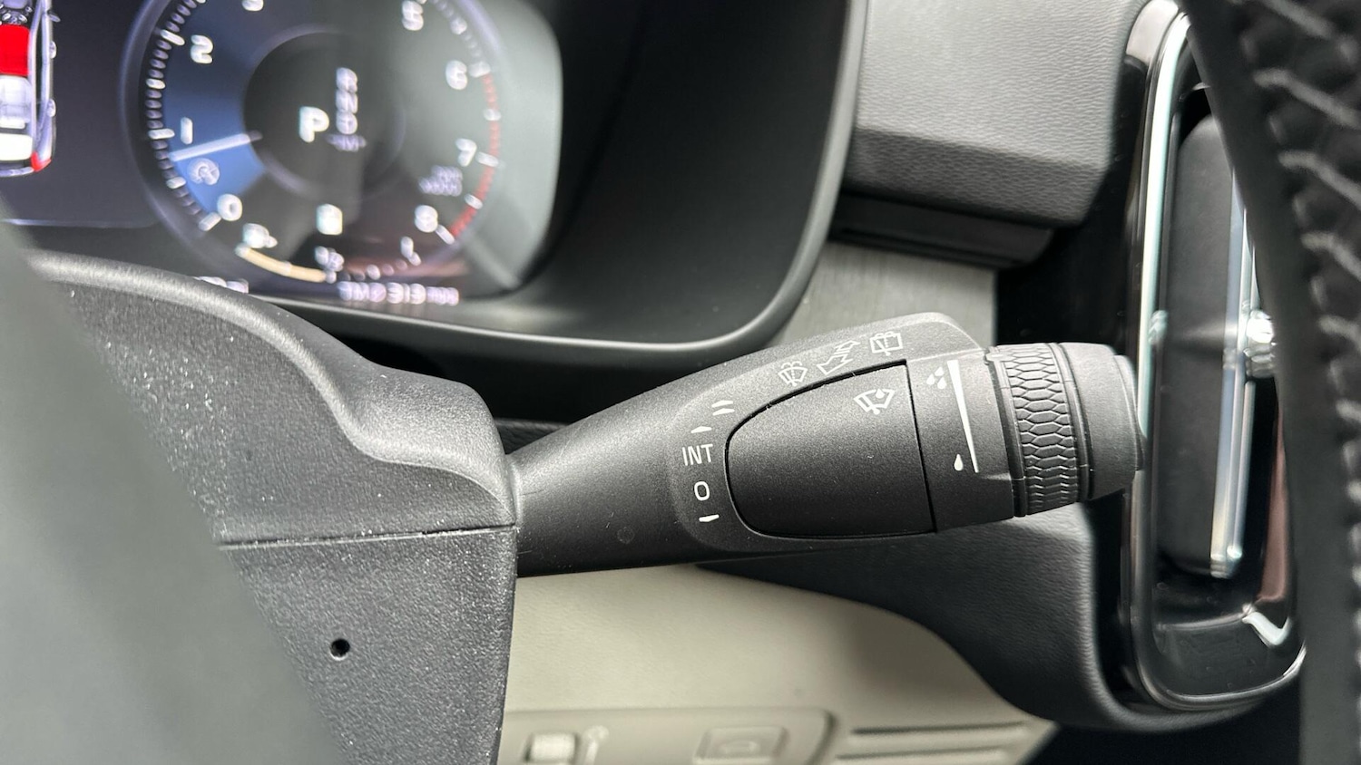 Used Volvo XC40 2021 for sale - 76336148: Photo 23