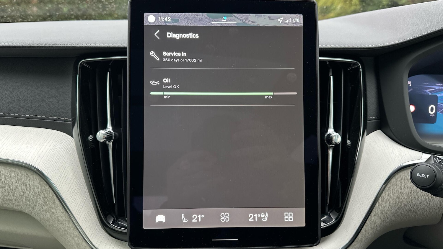 Used Volvo XC60 2025 for sale - 76765302: Photo 14