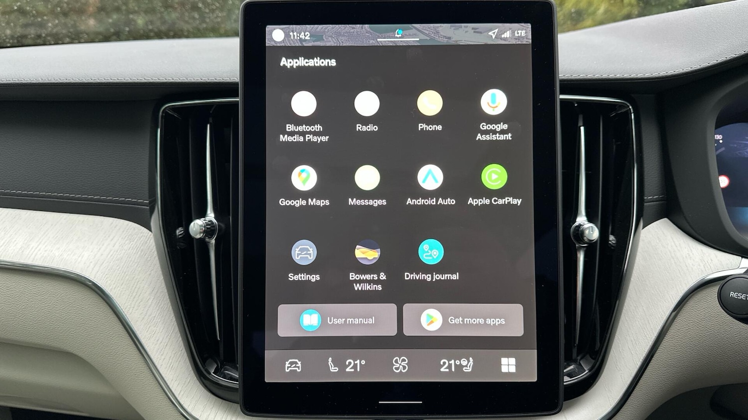 Used Volvo XC60 2025 for sale - 76765302: Photo 17