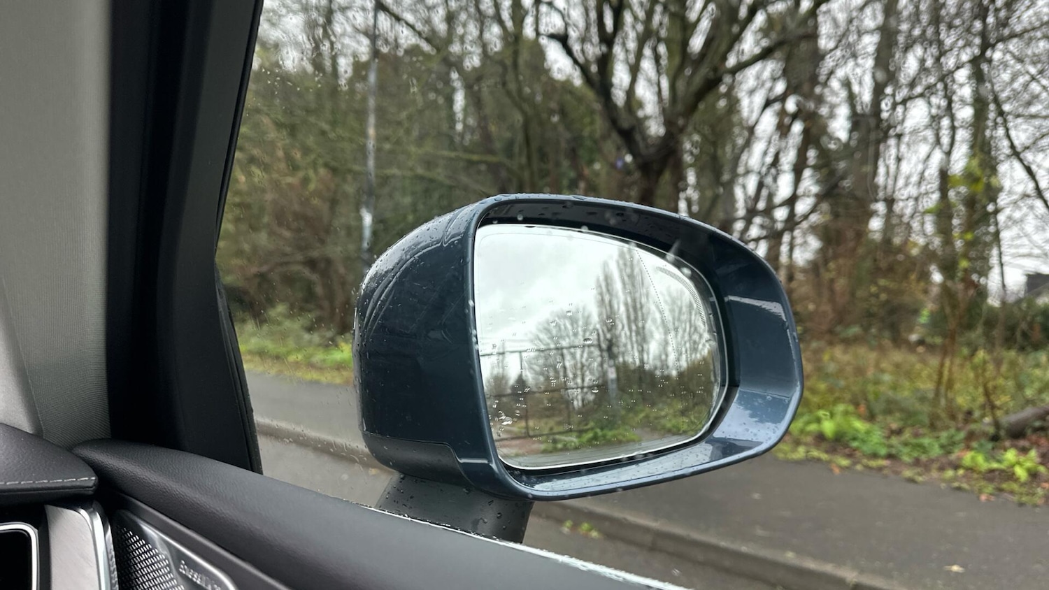 Used Volvo XC60 2025 for sale - 76765302: Photo 32