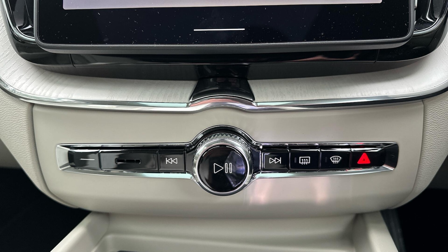 Used Volvo XC60 2025 for sale - 76765302: Photo 50