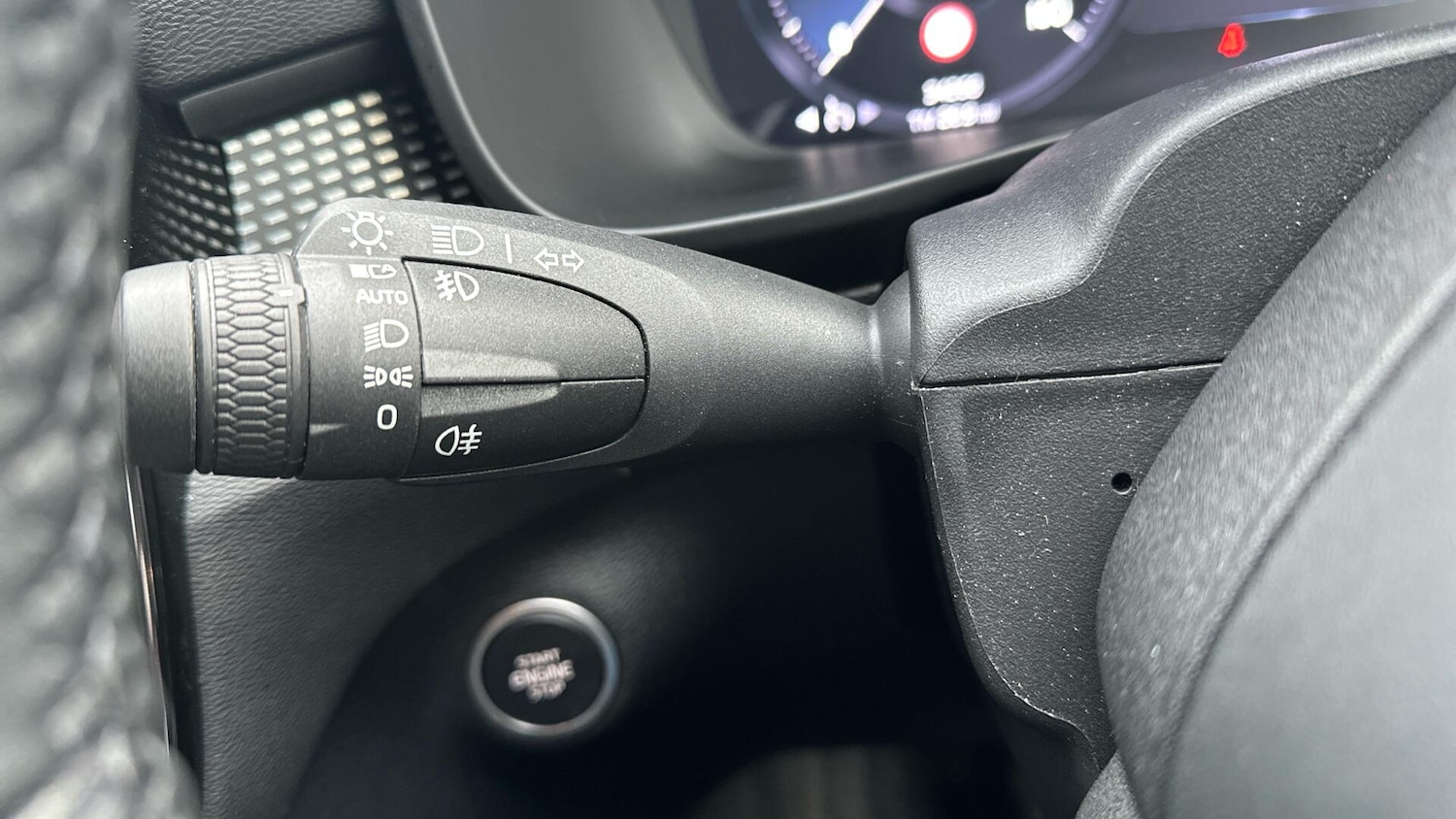 Used Volvo XC40 2021 for sale - 77574591: Photo 43