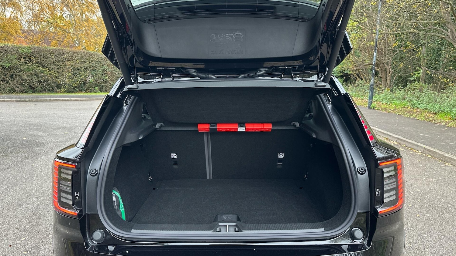 Used Volvo EX30 2025 for sale - 76337305: Photo 13