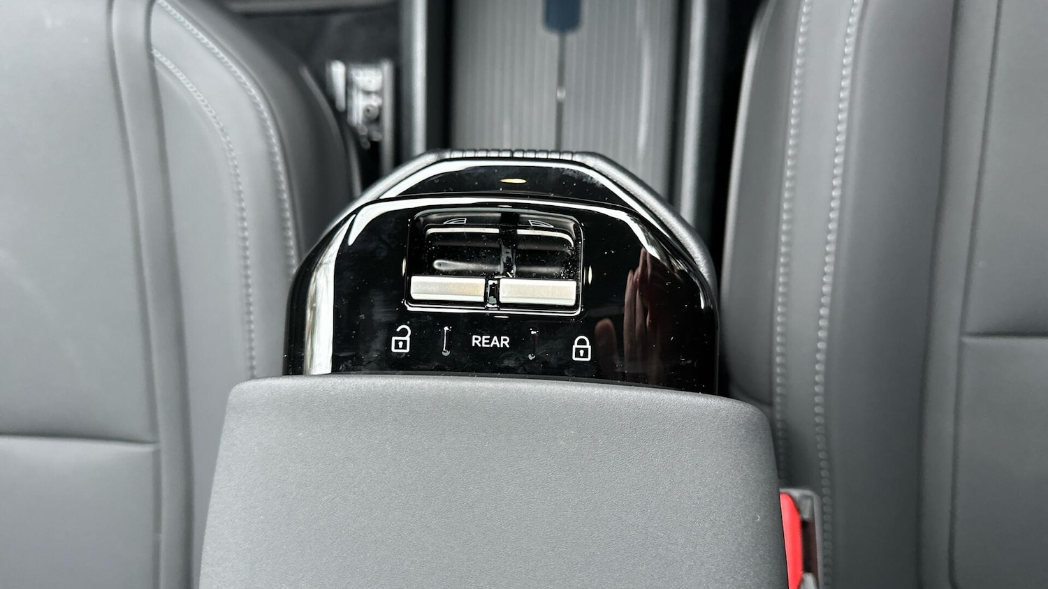 Used Volvo EX30 2025 for sale - 76337305: Photo 24