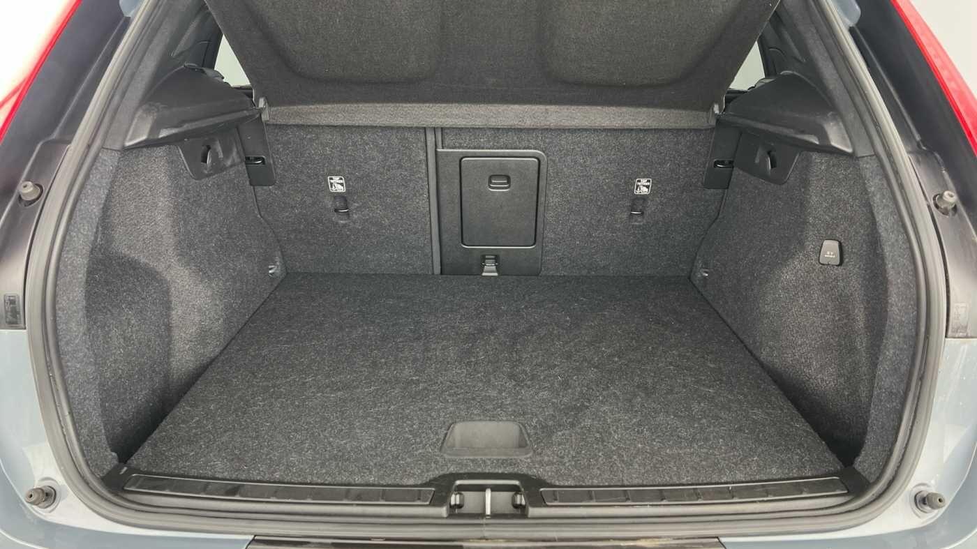 Used Volvo XC40 2021 for sale - 77081346: Photo 5