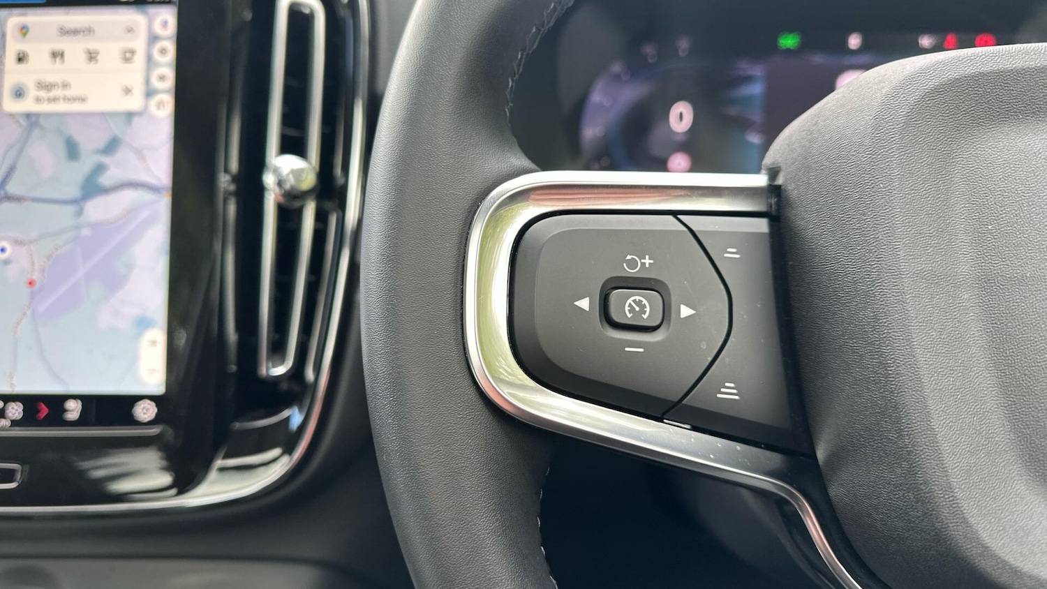 Used Volvo XC40 2024 for sale - 76337638: Photo 20