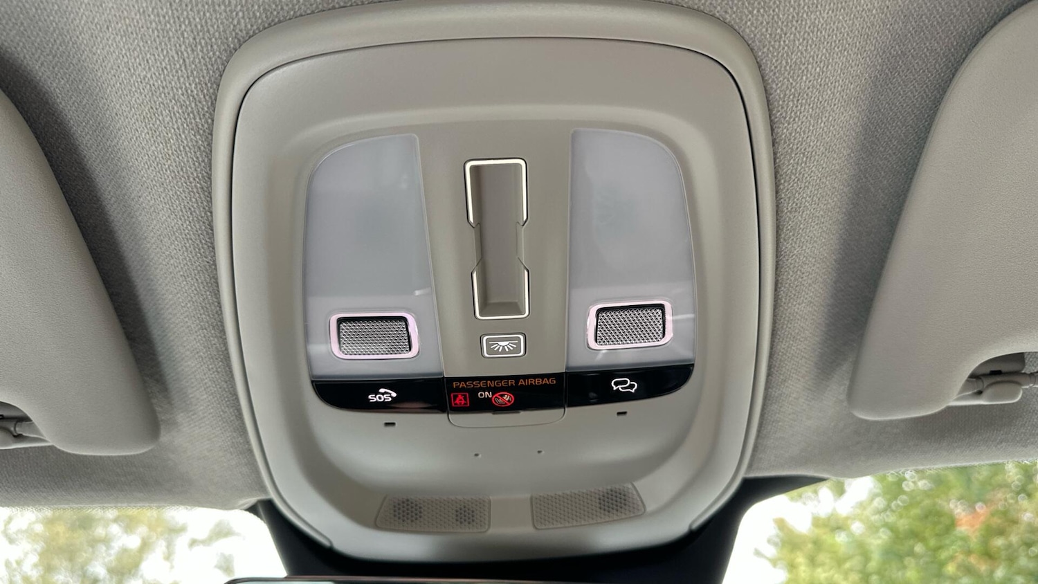 Used Volvo XC40 2024 for sale - 76337638: Photo 25