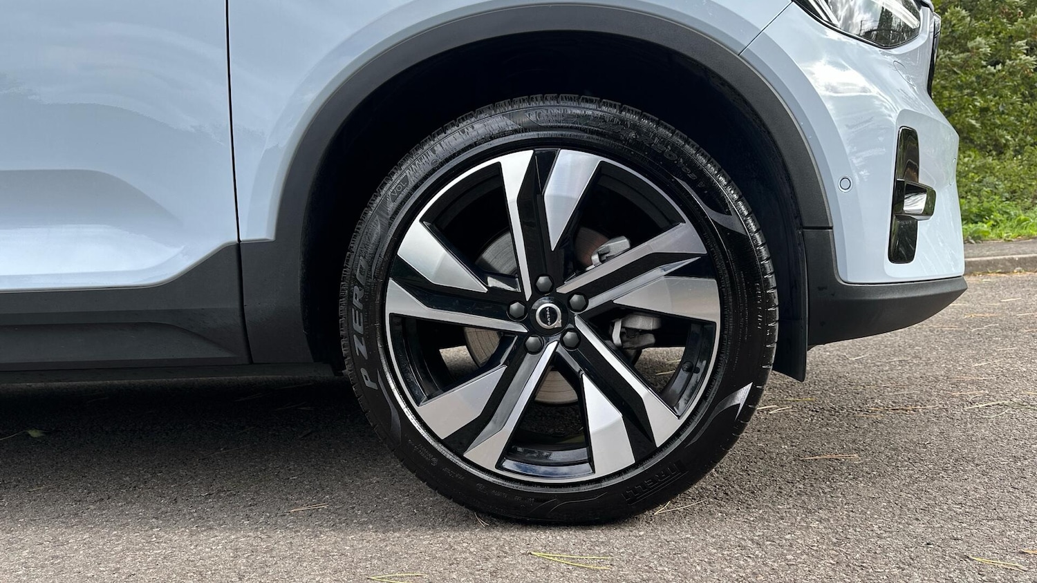 Used Volvo XC40 2024 for sale - 76337638: Photo 33