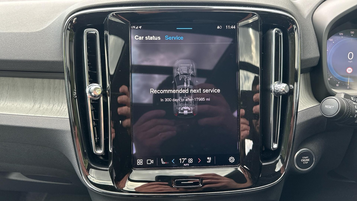 Used Volvo XC40 2024 for sale - 76337638: Photo 37