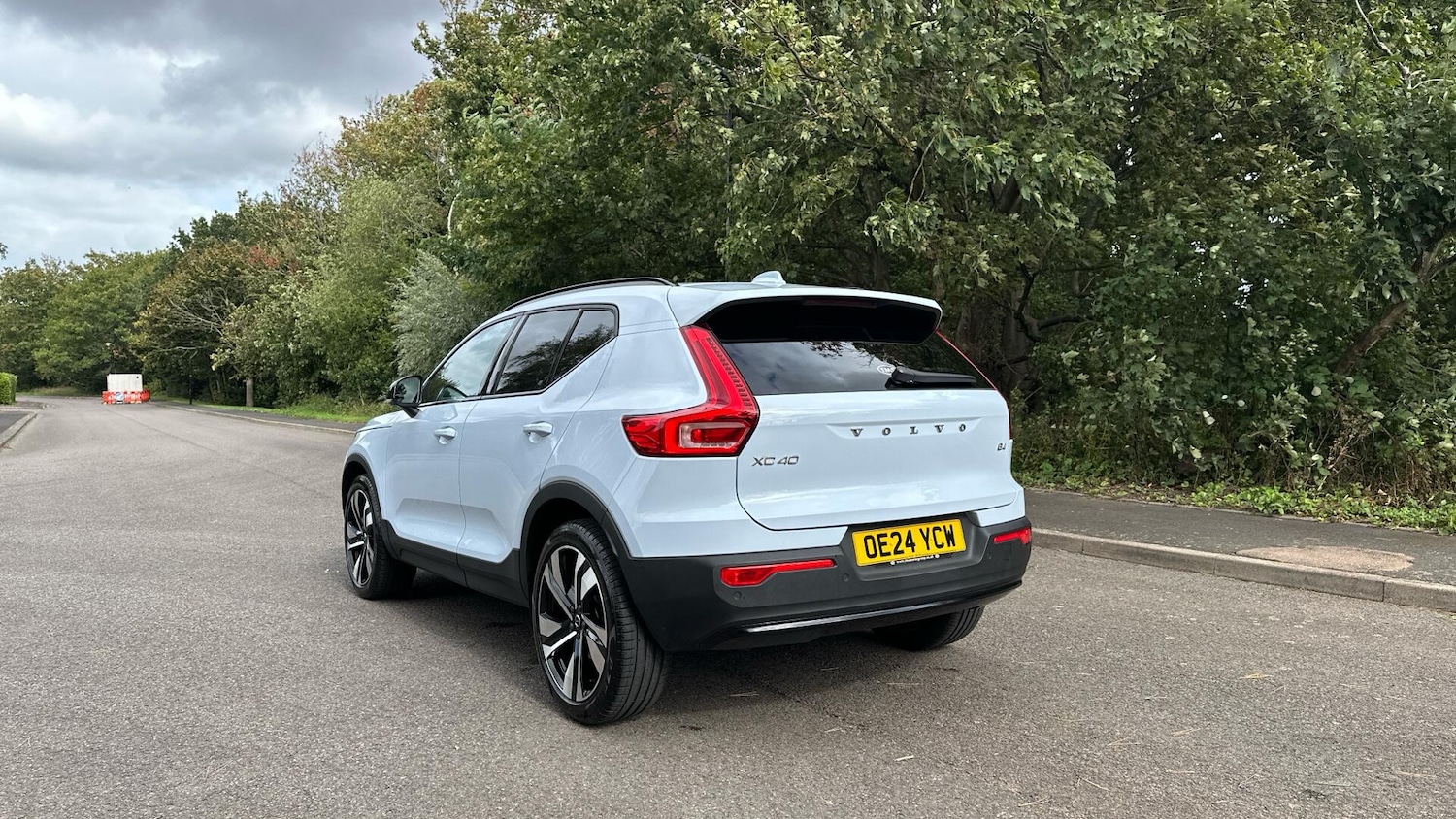 Used Volvo XC40 2024 for sale - 76337638: Photo 4