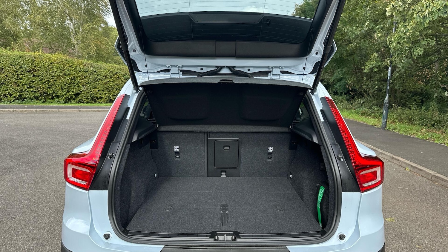 Used Volvo XC40 2024 for sale - 76337638: Photo 42