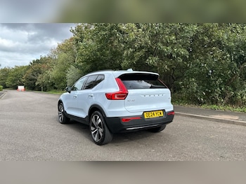 Used Volvo XC40 2024 for sale - 76337638: Photo