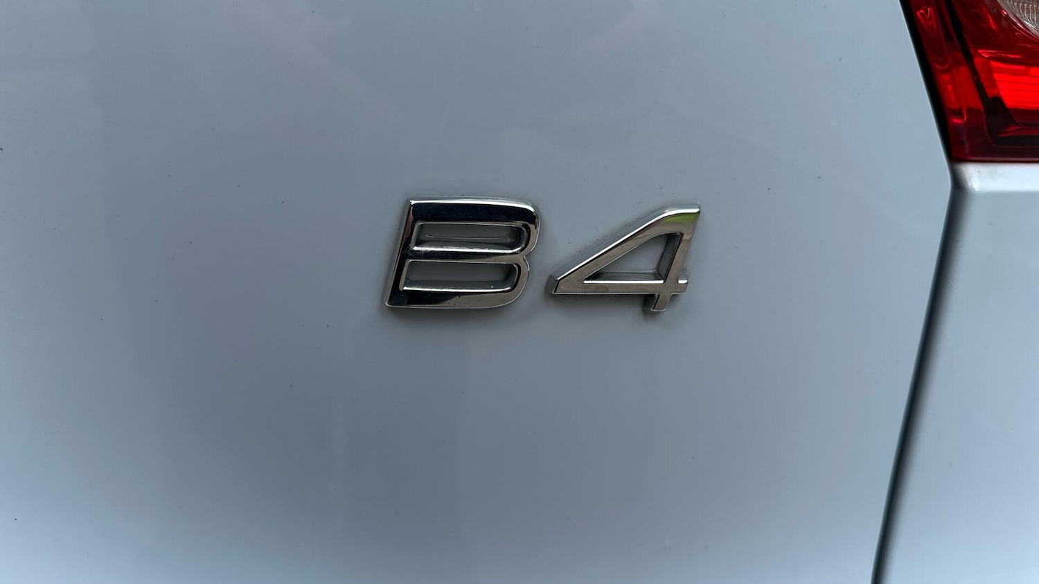 Used Volvo XC40 2024 for sale - 76337638: Photo 50