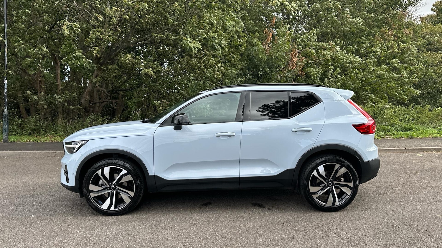Used Volvo XC40 2024 for sale - 76337638: Photo 6