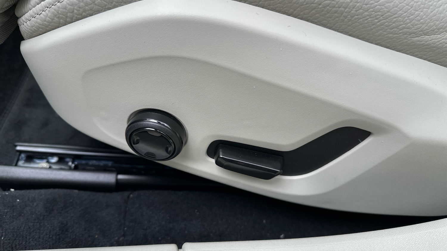 Used Volvo V90 2025 for sale - 76337220: Photo 26