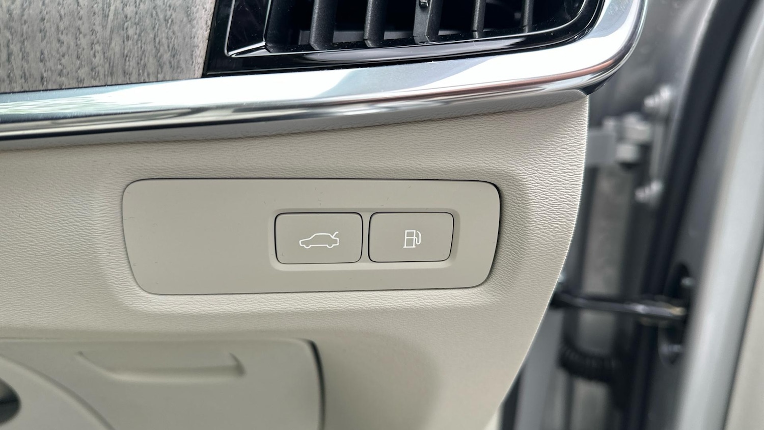 Used Volvo V90 2025 for sale - 76337220: Photo 29