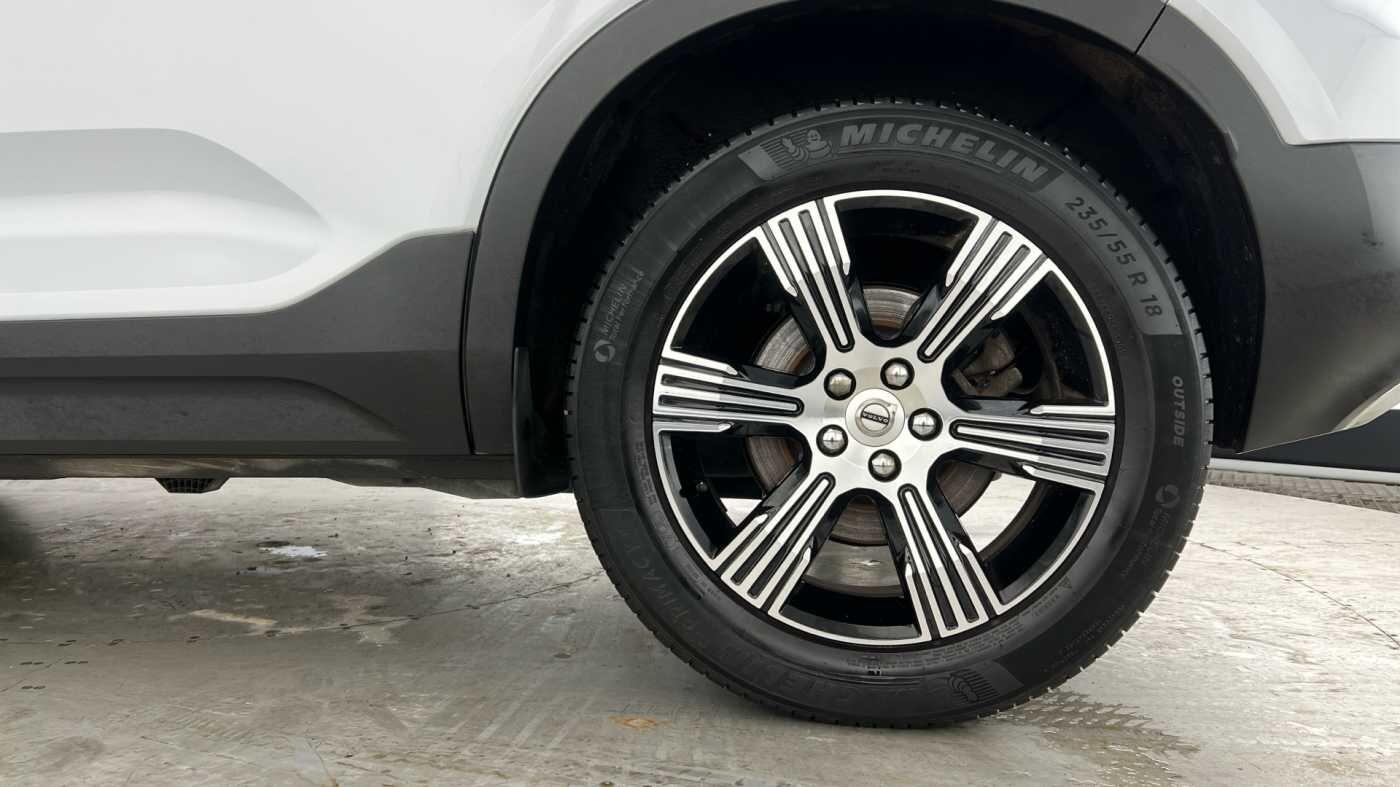 Used Volvo XC40 2021 for sale - 77673035: Photo 4