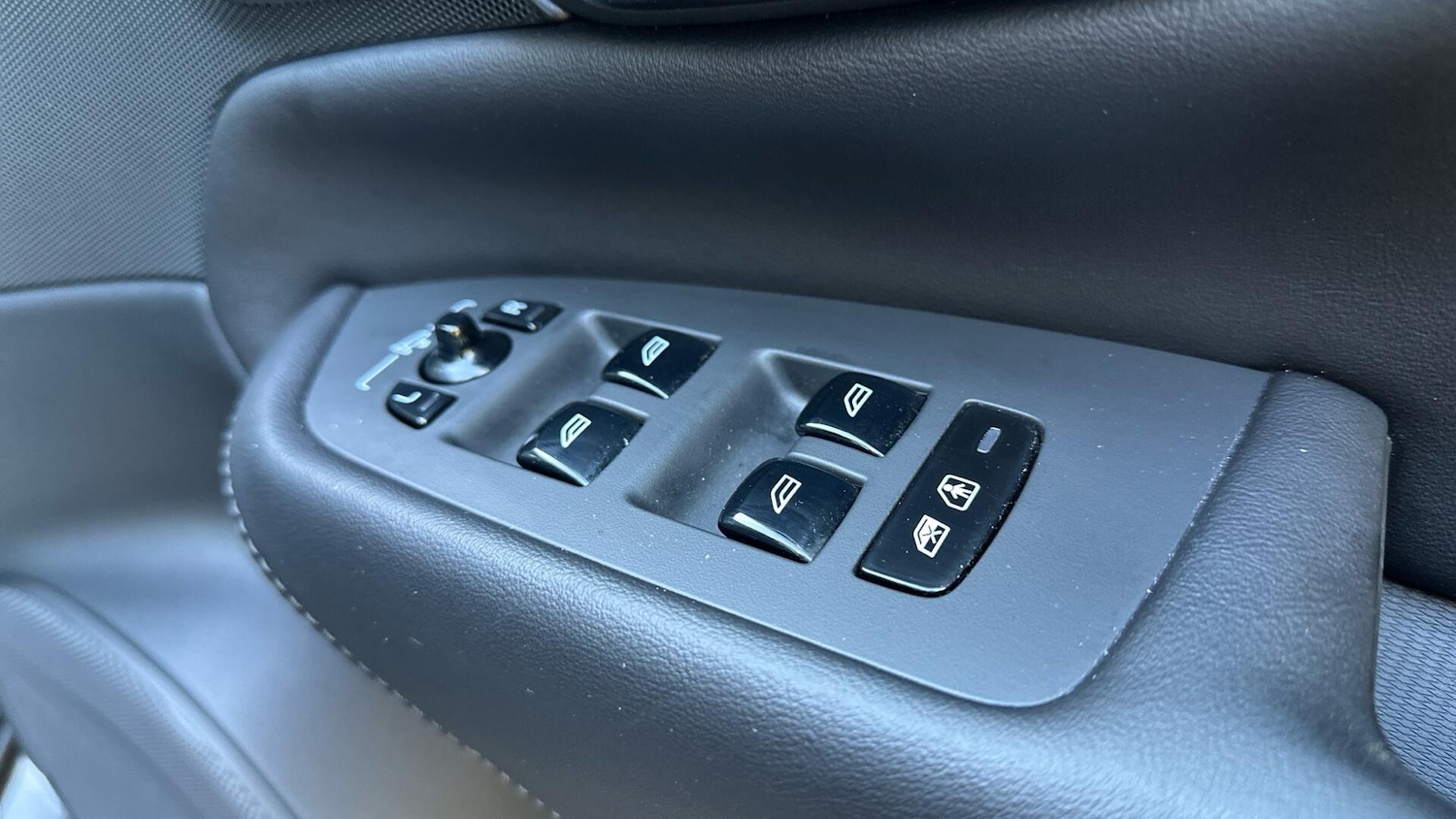 Used Volvo XC90 2023 for sale - 76336812: Photo 21