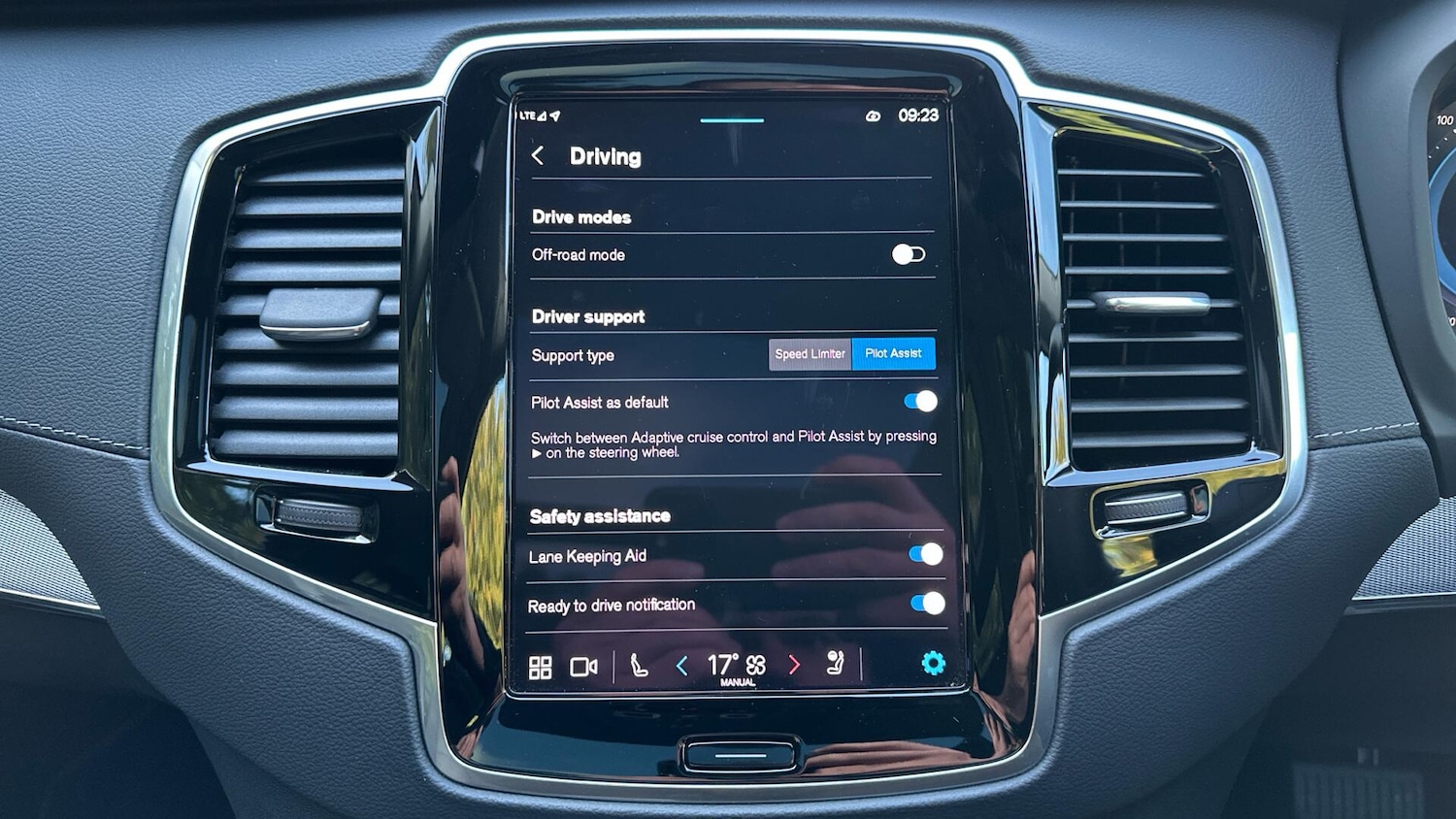 Used Volvo XC90 2023 for sale - 76336812: Photo 42