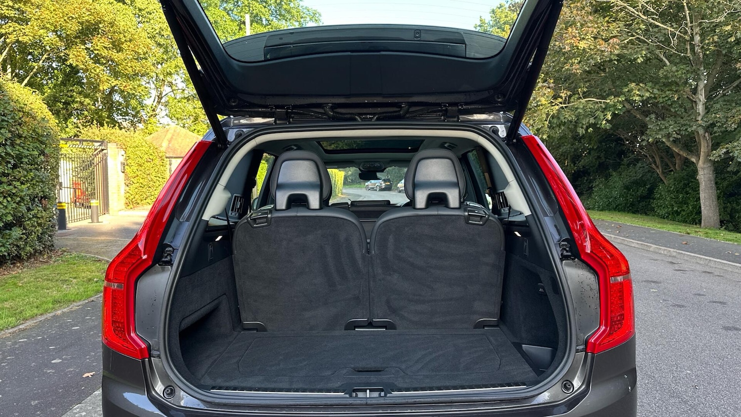 Used Volvo XC90 2023 for sale - 76336812: Photo 44