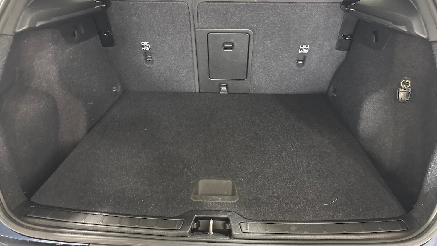 Used Volvo XC40 2025 for sale - 78007881: Photo 14