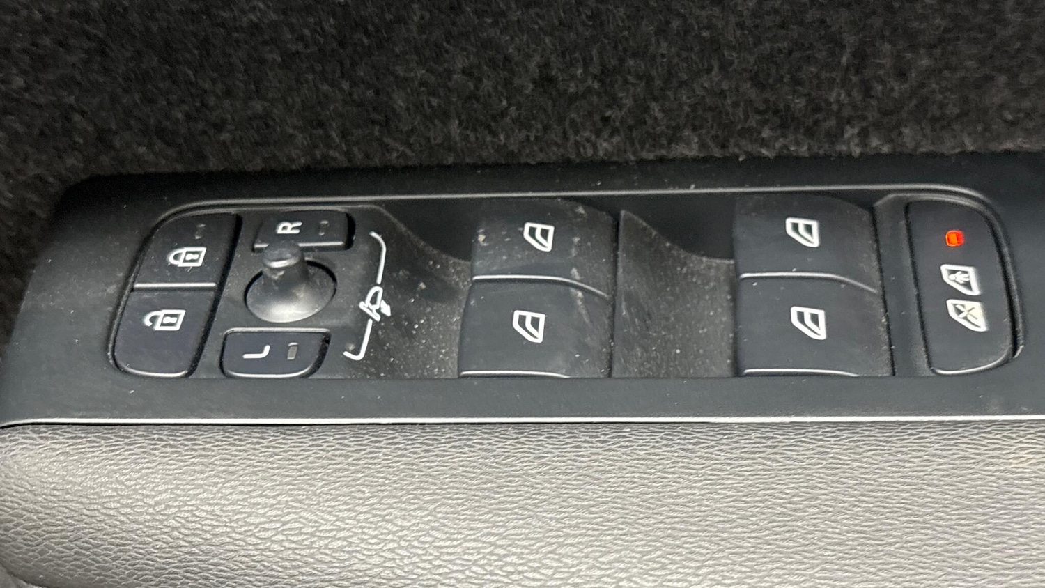 Used Volvo XC40 2025 for sale - 78007881: Photo 23