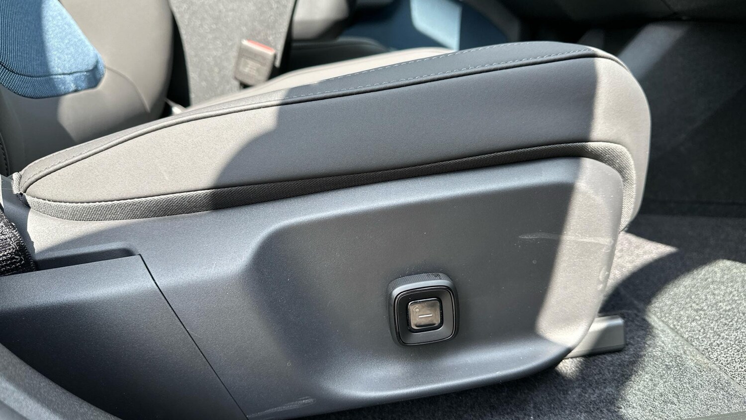 Used Volvo EX30 2025 for sale - 76337520: Photo 49