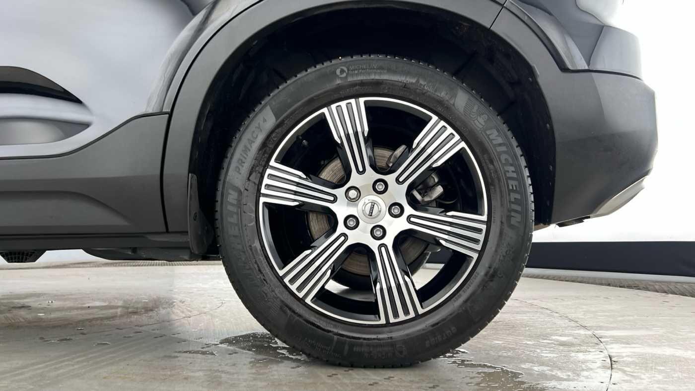 Used Volvo XC40 2021 for sale - 76432536: Photo 4