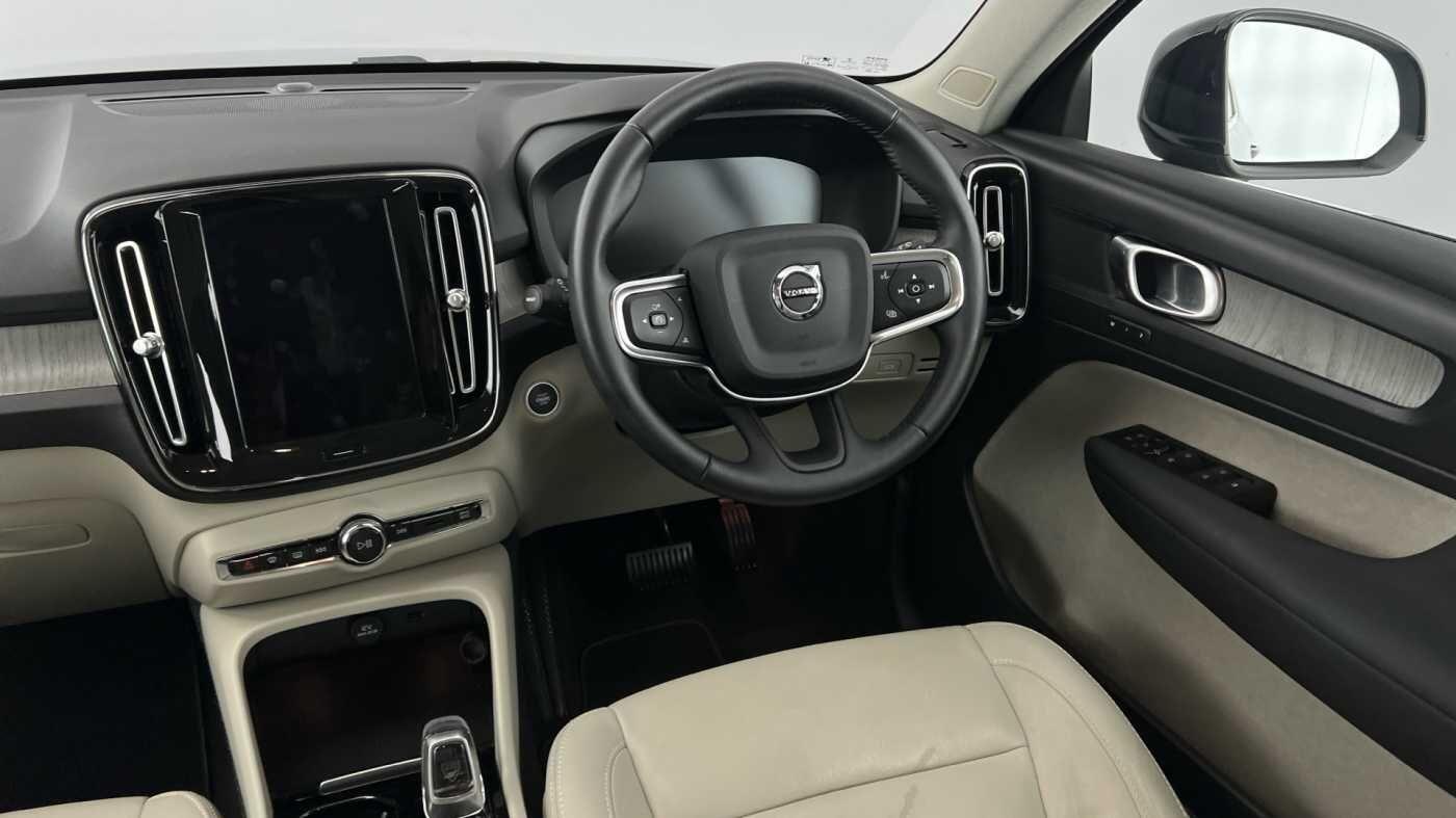 Used Volvo XC40 2021 for sale - 76432536: Photo 8