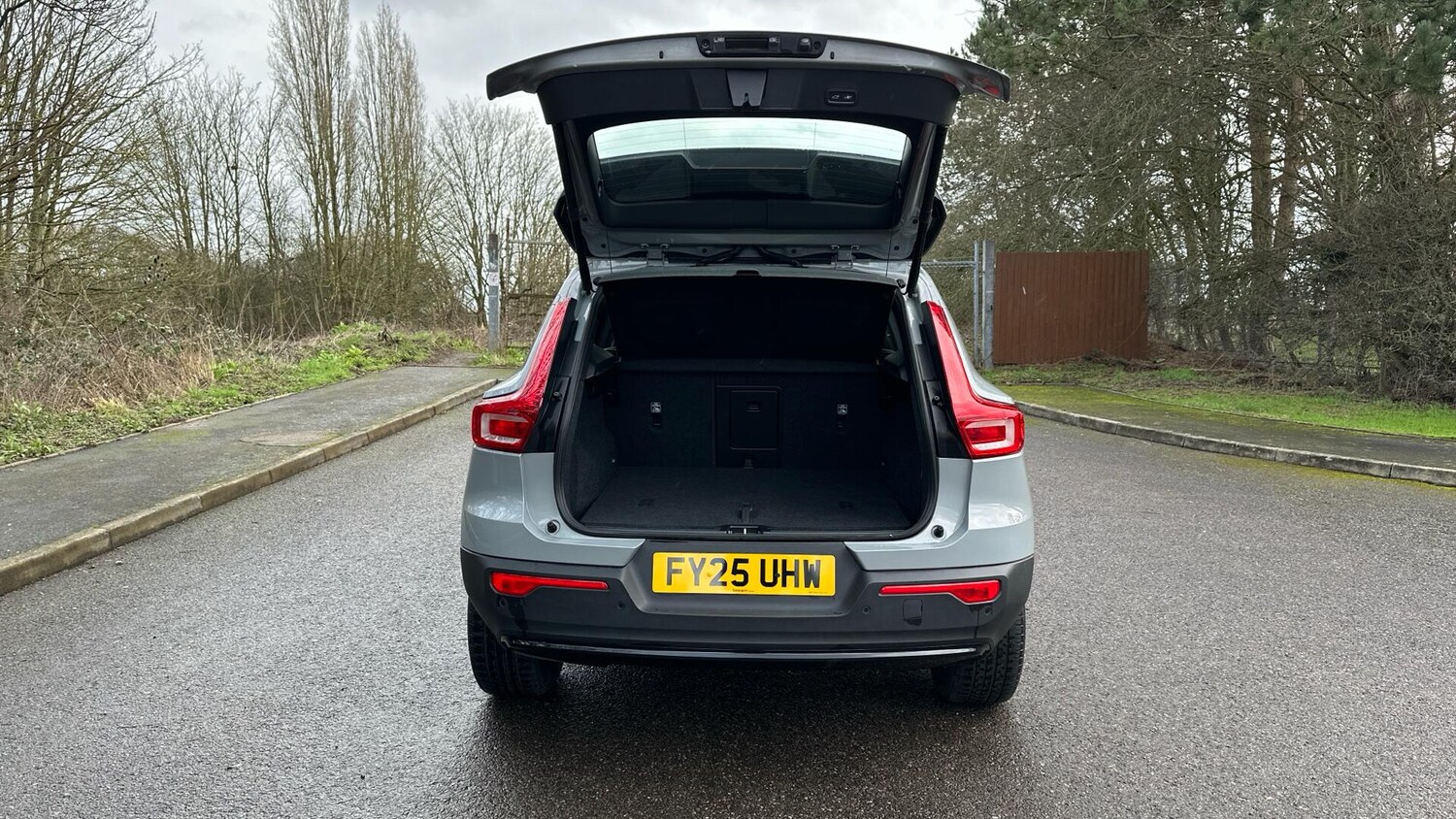 Used Volvo XC40 2025 for sale - 77672988: Photo 13