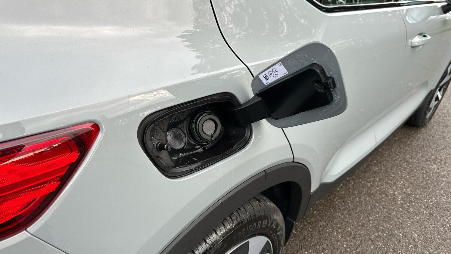 Used Volvo XC40 2025 for sale - 77672988: Photo 17