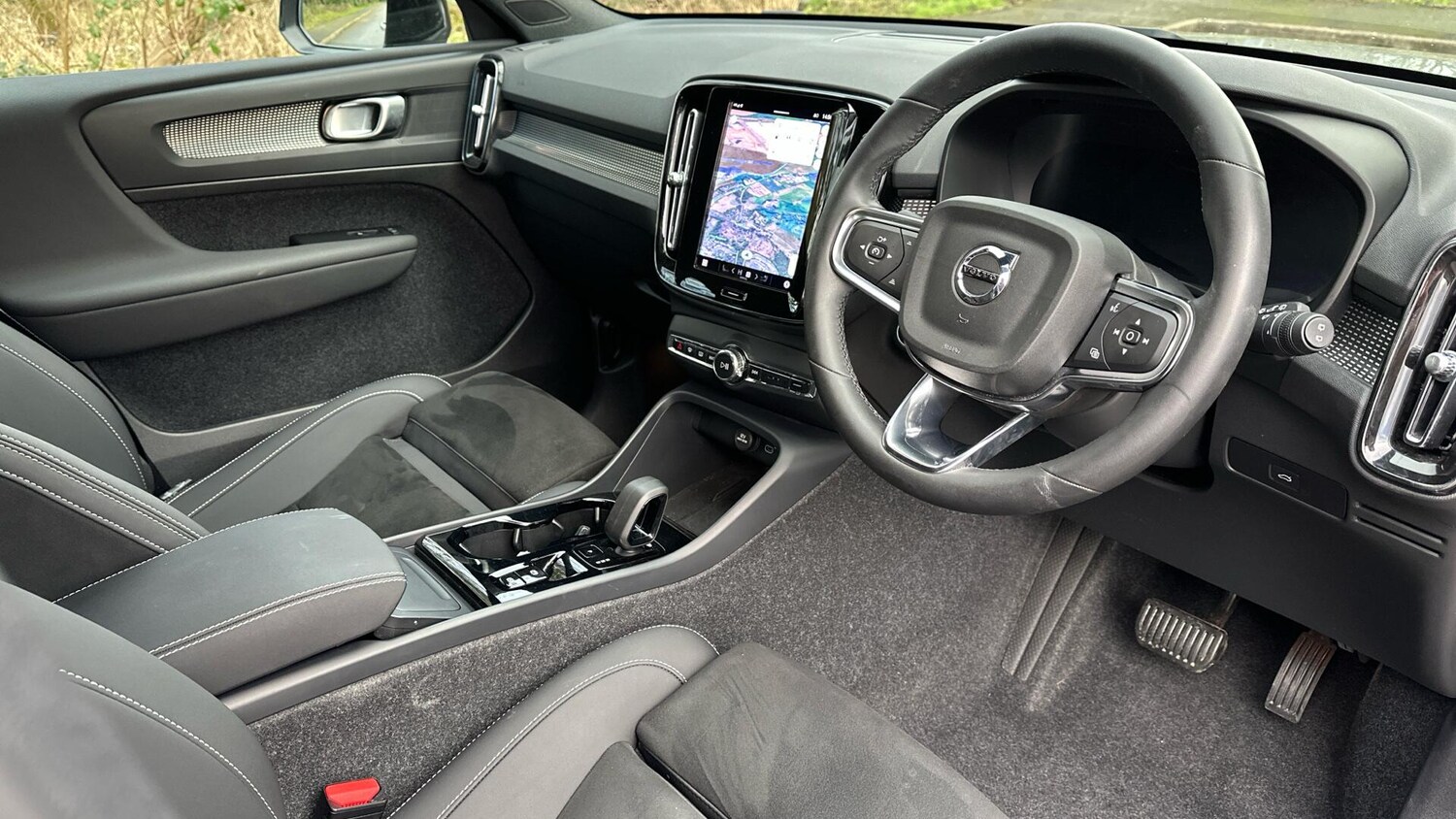 Used Volvo XC40 2025 for sale - 77672988: Photo 33