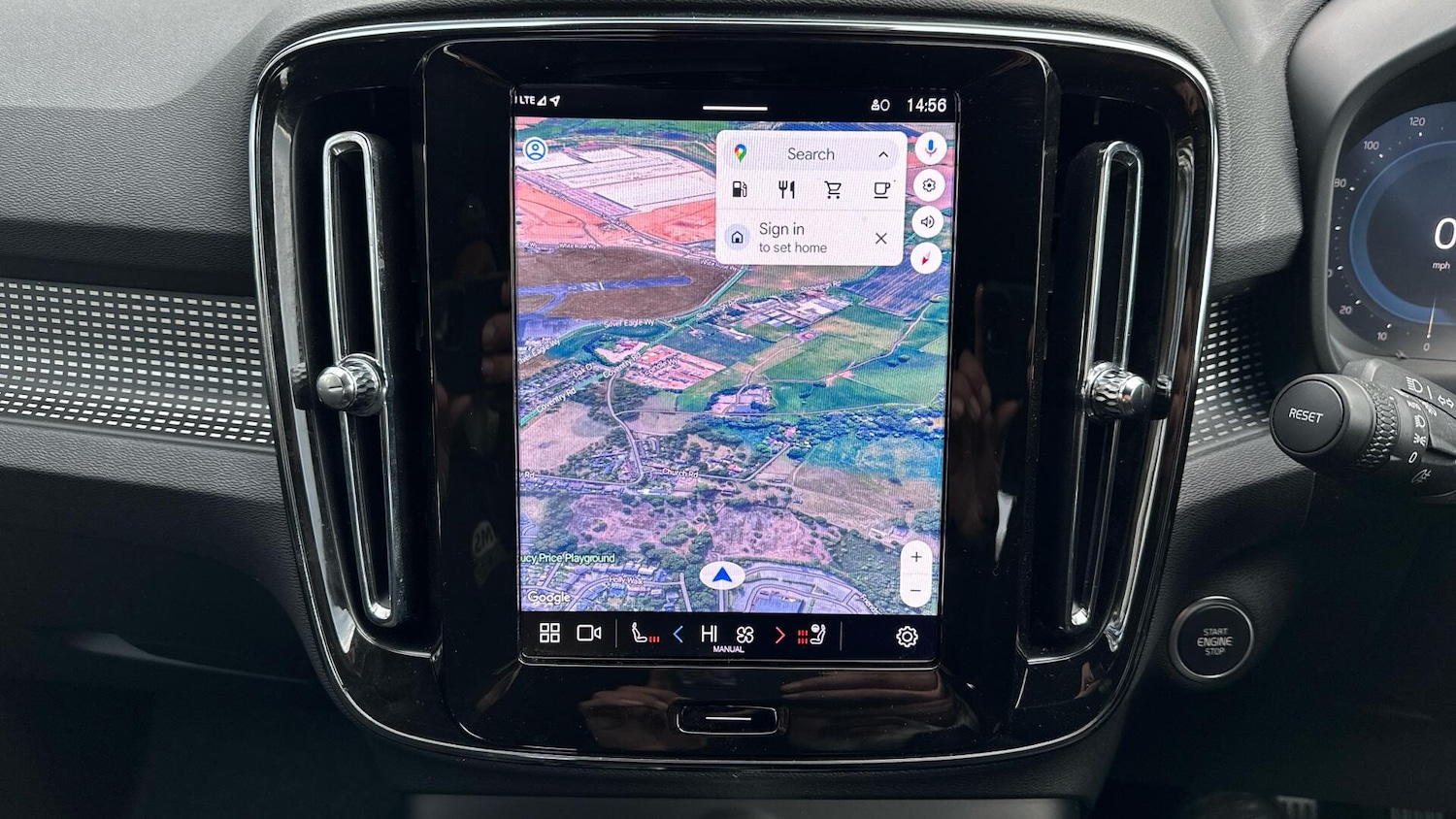 Used Volvo XC40 2025 for sale - 77672988: Photo 37