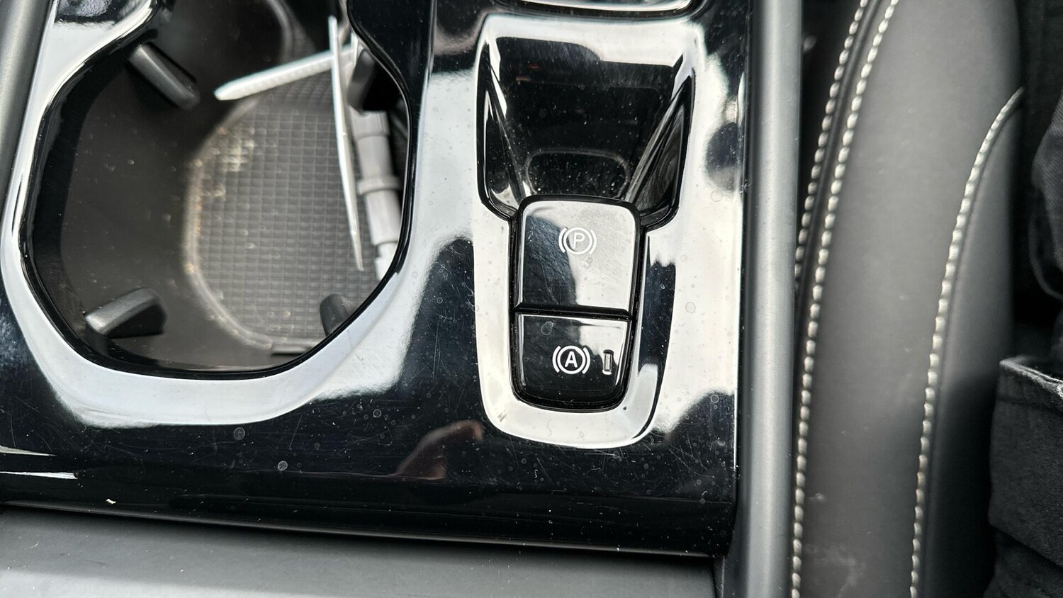 Used Volvo XC40 2025 for sale - 77672988: Photo 41