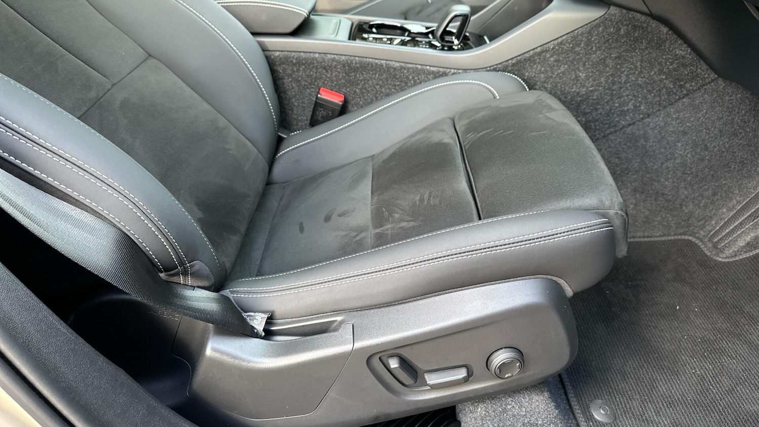 Used Volvo XC40 2024 for sale - 76336665: Photo 16