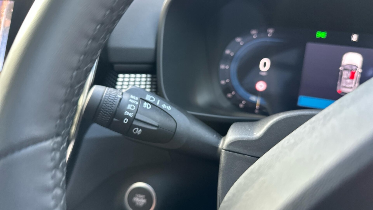 Used Volvo XC40 2024 for sale - 76336665: Photo 19