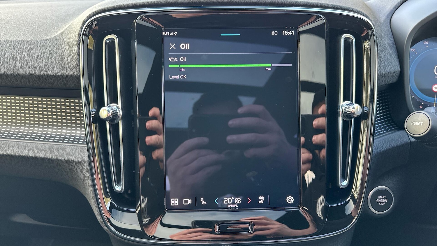 Used Volvo XC40 2024 for sale - 76336665: Photo 36