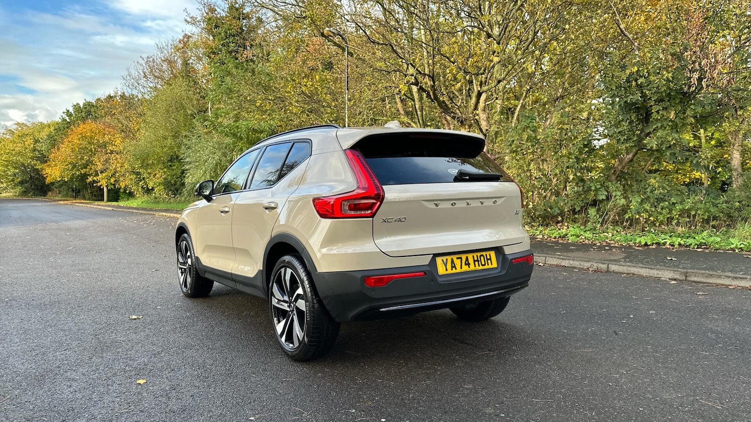 Used Volvo XC40 2024 for sale - 76336665: Photo 4