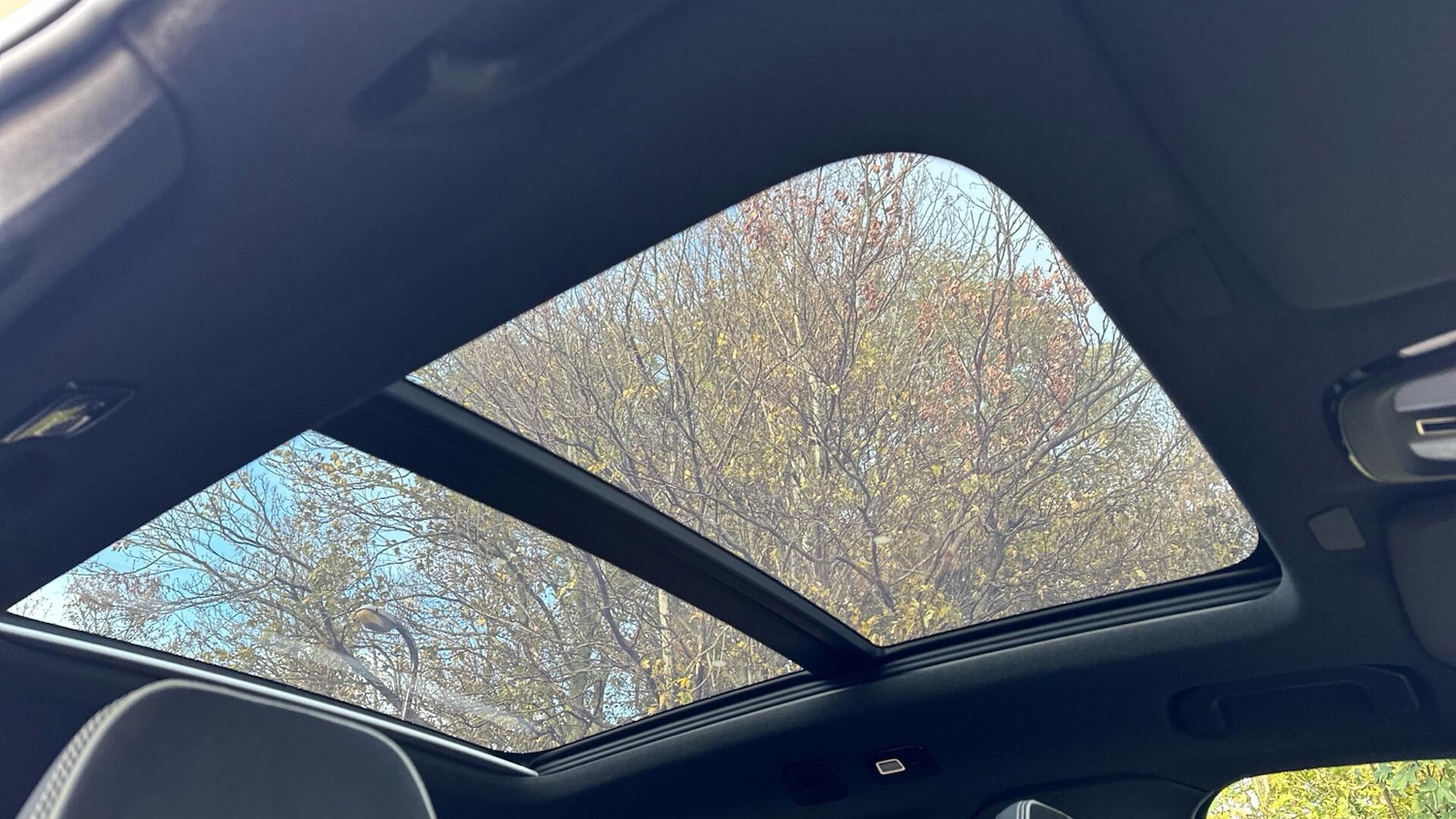 Used Volvo XC40 2024 for sale - 76336665: Photo 43