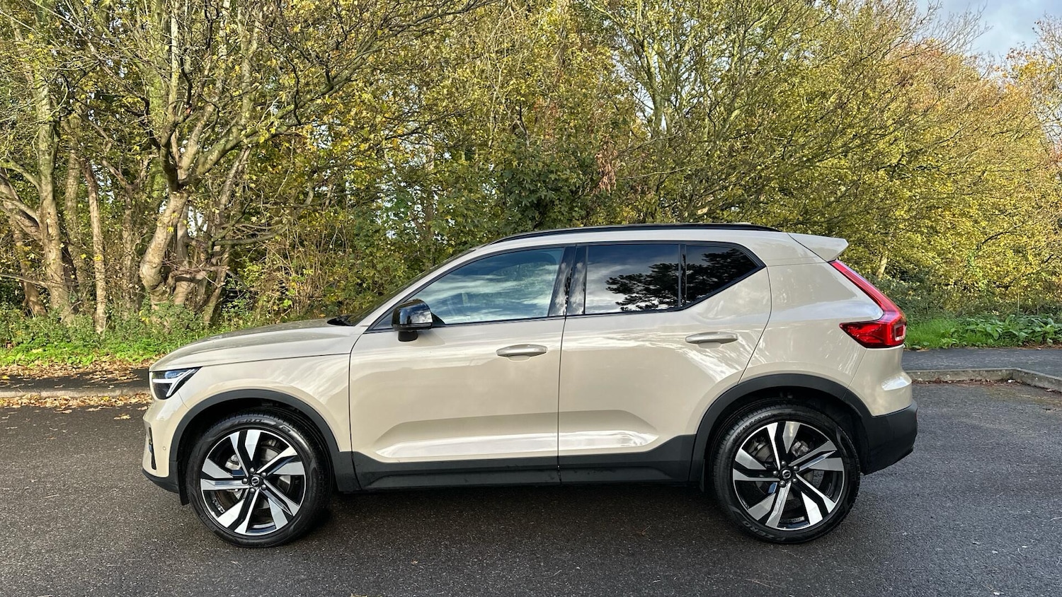 Used Volvo XC40 2024 for sale - 76336665: Photo 6